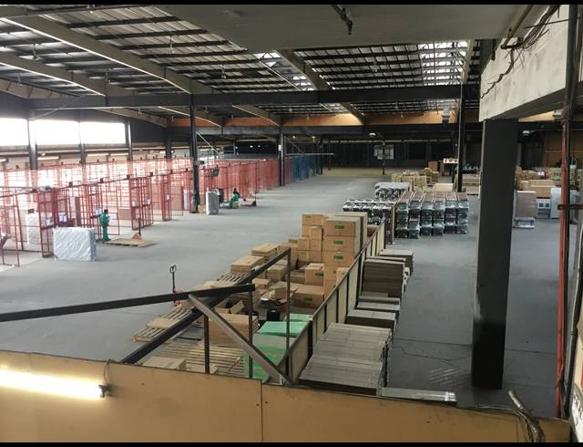 32,966M² WAREHOUSE TO LET IN ROODEKOP